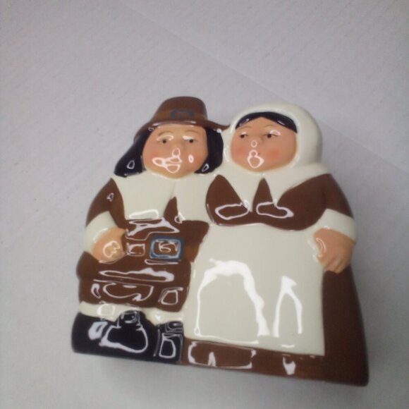 The Pilgrim Pair Collectable Napkin Holder Publix Ceramic - Picture 2 of 14